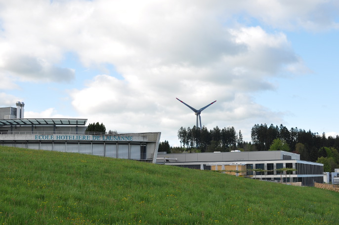 Eolienne ENERCON E126 de la plaine de Mauvernay, distante de 1300 mètres